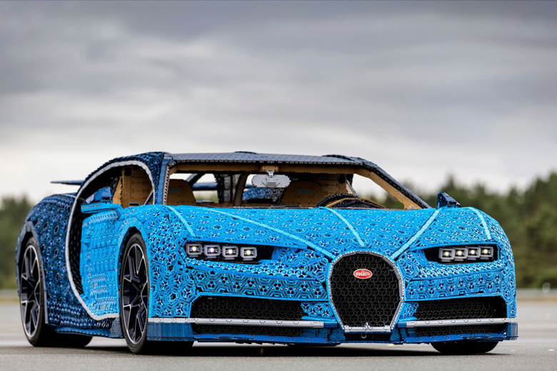 
Chiếc siêu xe Bugatti Chiron được lắp ráp toàn bộ bằng LEGO.