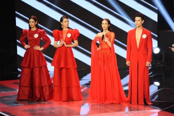 Hương Giang đánh bại Kỳ Duyên đưa học trò giành giải Vàng Siêu mẫu Việt Nam 2018