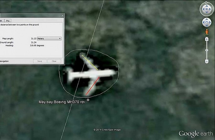 
Hình ảnh nghi là chiếc MH370 nằm trong lòng hồ mà người đàn ông ở Gia Lai cung cấp