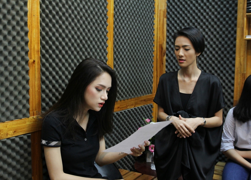 Hoa hậu Hương Giang trở lại với âm nhạc sau thời gian vắng bóng