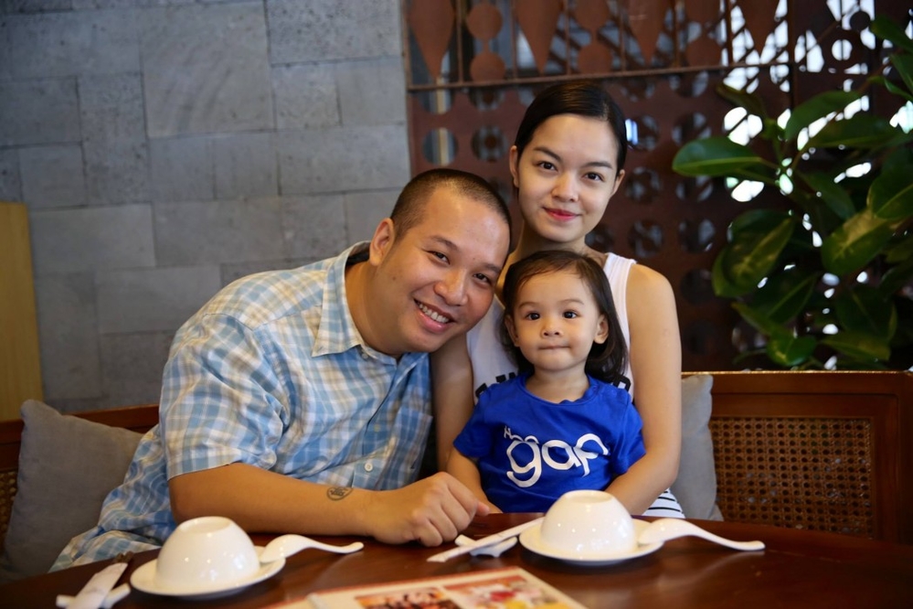 Phạm Quỳnh Anh - Quang Huy tái hợp mừng sinh nhật con gái như chưa hề có cuộc ly hôn - Tin sao Viet - Tin tuc sao Viet - Scandal sao Viet - Tin tuc cua Sao - Tin cua Sao