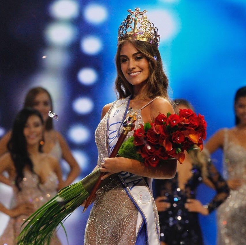 
Hoa hậu người Colombia là người đẹp tiếp theo không ủng hộ.