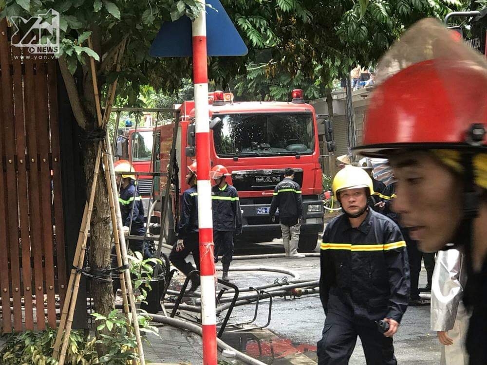 Hà Nội: Thông tin vụ cháy xưởng sản xuất ghế sofa khiến 5 người thương vong
