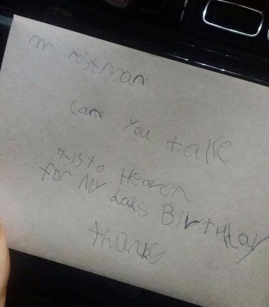 
Lời nhắn của cậu bé Jase Hyndman ​gửi đến các chú nhân viên bưu điện.