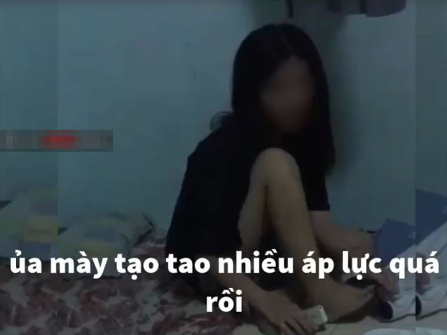 
Cô gái đổ lỗi do bị bạn trai tạo áp lực nên mới đi quen người khác - Ảnh: Cắt từ clip Facebook