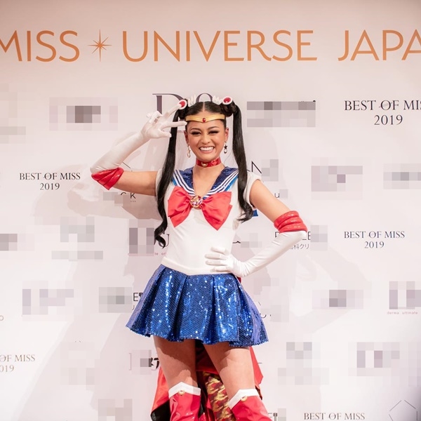 
Bộ quốc phục Nhật Bản lấy cảm hứng từ những cô nàng thủy thủ mặt trăng.