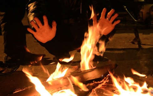 Góc Cảnh Giác: Sử dụng than sưởi ấm gây ngộ độc, biện pháp và cách phòng tránh