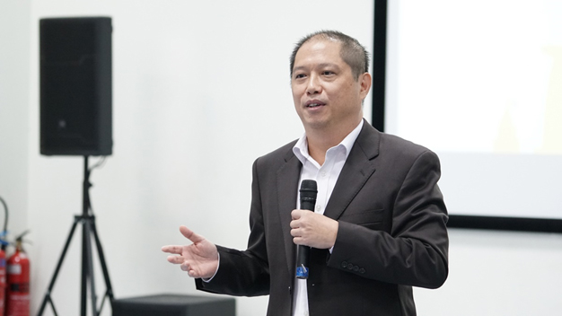
Ông Nguyễn Khắc Huy, Phó Tổng Giám đốc tập đoàn Nguyễn Hoàng cũng đến tham dự buổi họp báo ra mắt lần này.