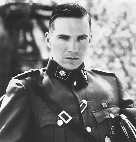 
Sĩ quan SS luôn đẹp trai, ''cool ngầu'', đó là tiêu chuẩn của đơn vị tinh hoa nhất Đức Quốc Xã 