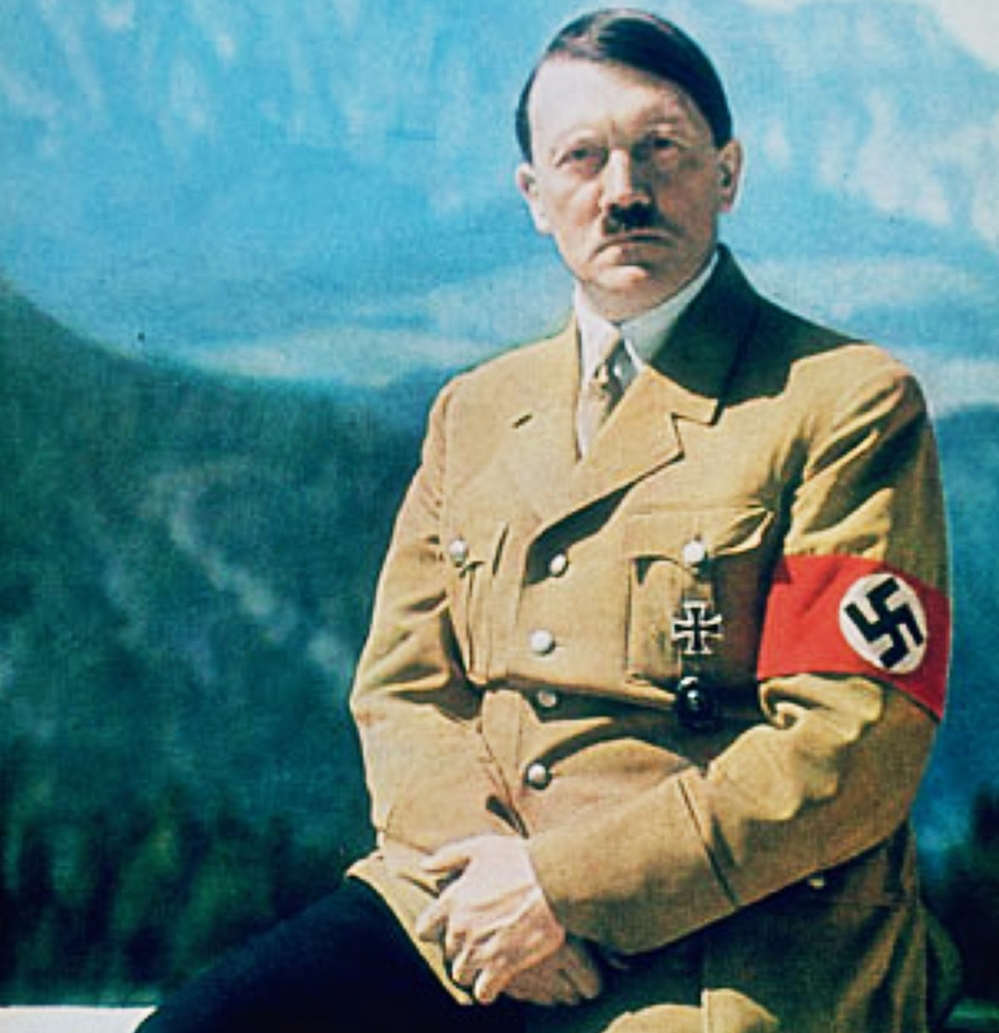 
Chân dung Adolf Hitler.