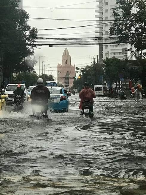 Khẩn cấp: Khánh Hoà chuẩn bị đón cơn bão số 9, nguy hiểm gấp nhiều lần bão số 8 vào cuối tuần này