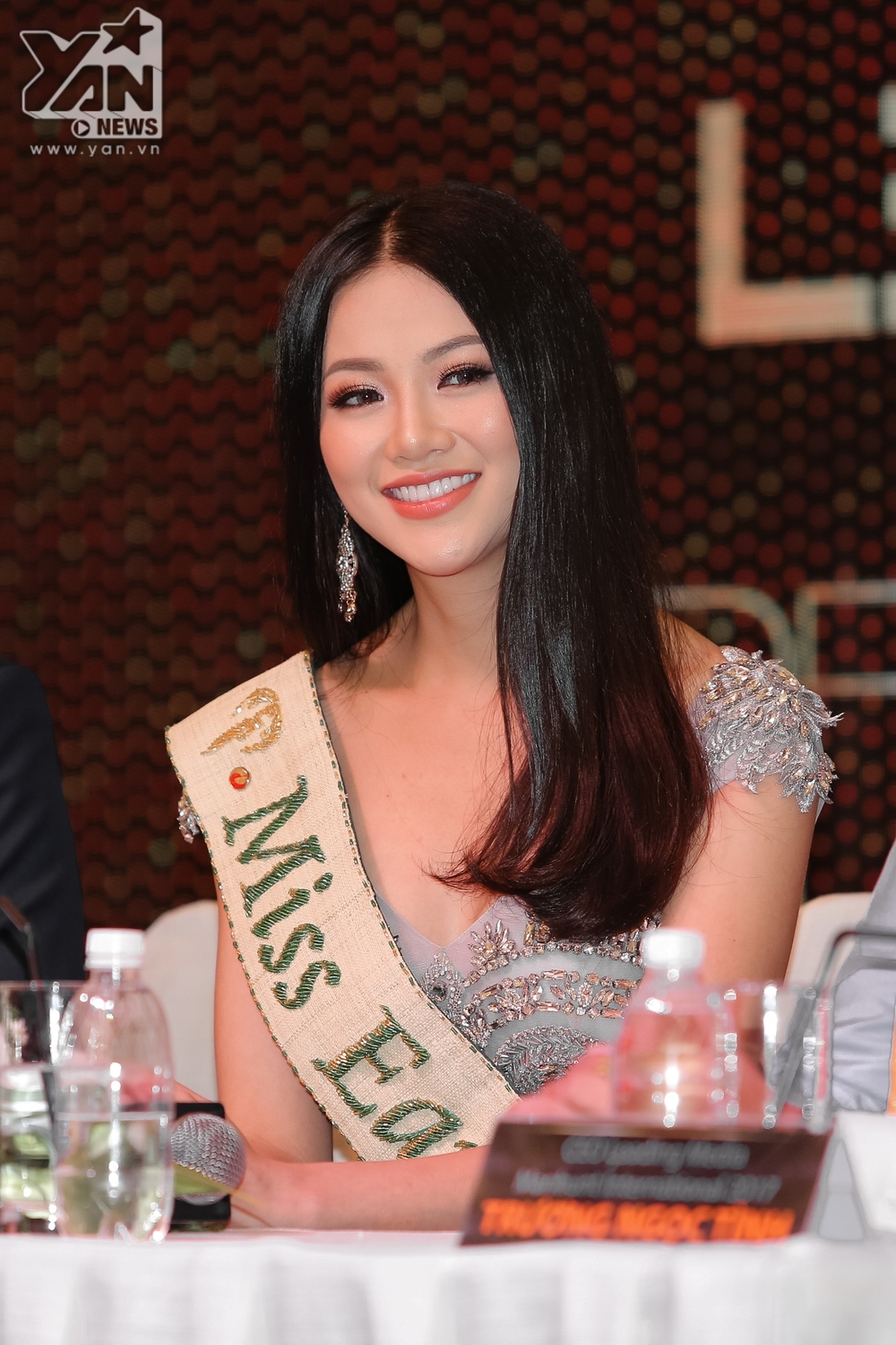 Không còn giấu giếm, Hoa hậu Trái đất 2018 Phương Khánh xác nhận có chỉnh một số nét trên mặt - Tin sao Viet - Tin tuc sao Viet - Scandal sao Viet - Tin tuc cua Sao - Tin cua Sao