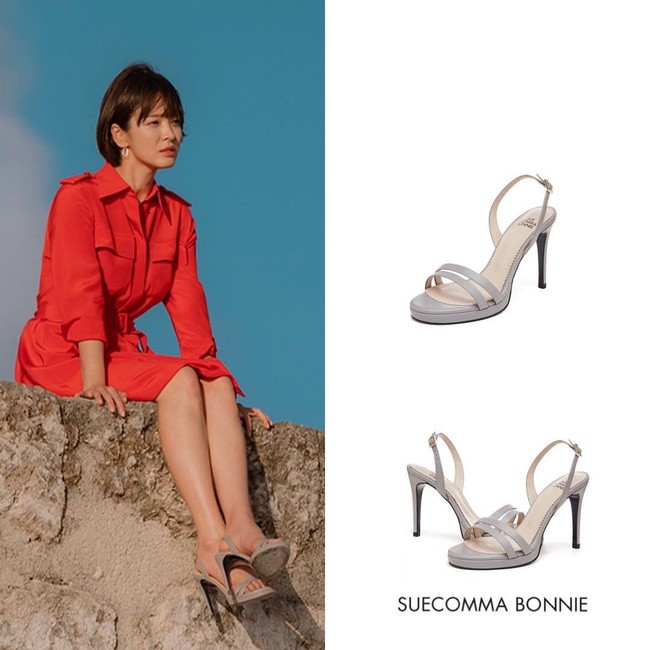
Một thiết kế khác cũng ​đến từ Suecomma Bonnie và có chiều cao lần lượt là 10cm. Đây cũng là mẫu giày giúp các bạn gái tránh lộ vóc dáng thấp bé, giúp hack dáng hiệu quả mà không gây nặng nề. Cả 2 đôi giày này đều có giá 328.000 Won tương đương gần 6,8 triệu đồng.