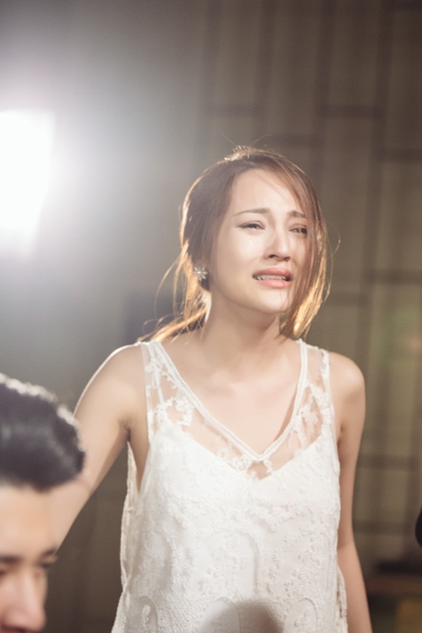 Ngoài MV người thứ 3 của Hương Giang, Vpop còn những câu chuyện giật bồ đau lòng nào nữa?
