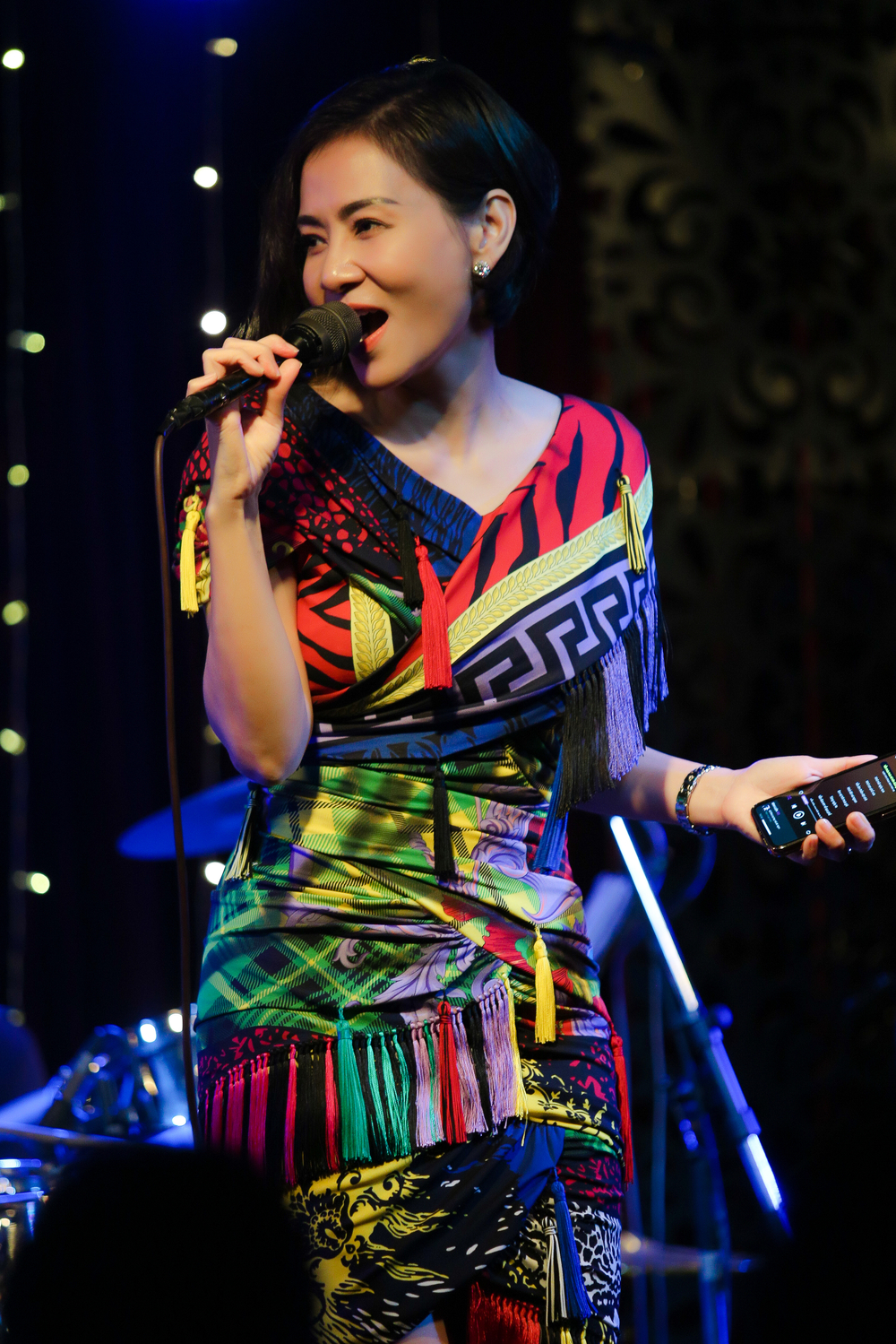 
Bay từng là một bản hit rất lớn trong sự nghiệp của Thu Minh.
