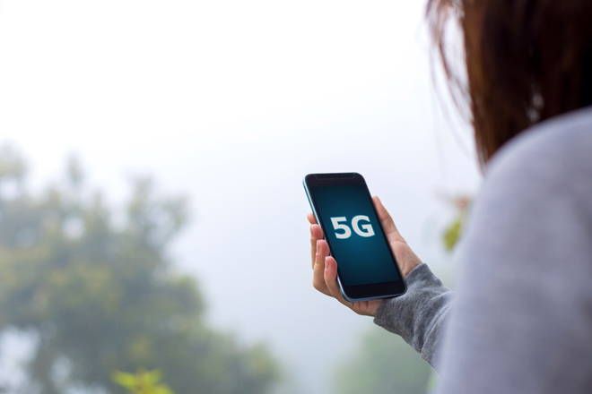 Điện thoại 5G - thách thức không nhỏ đối với các công ty công nghệ.