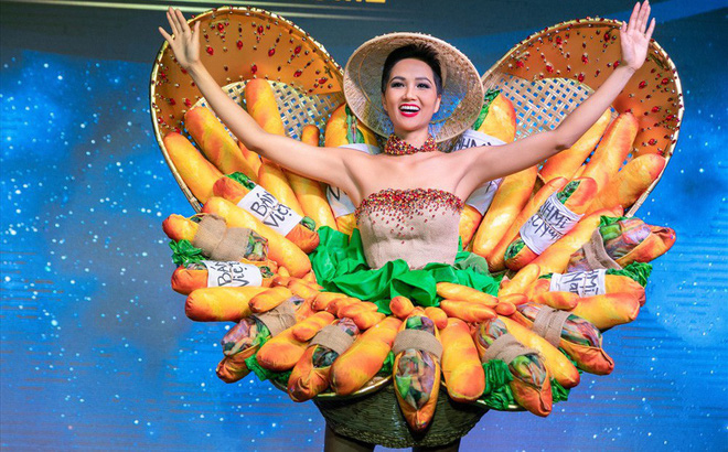Lọt top 5 Miss Universe 2018, H'Hen Niê hết bán bánh mì giờ lại còn đi khắp nơi bán kem dừa Thái Lan