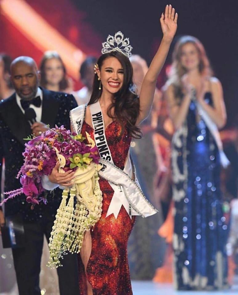 
Người đẹp Philippines Catriona Gray chính thức đăng quang ngôi vị cao nhất của cuộc thi Hoa hậu Hoàn vũ Thế giới được tổ chức tại Thái Lan.