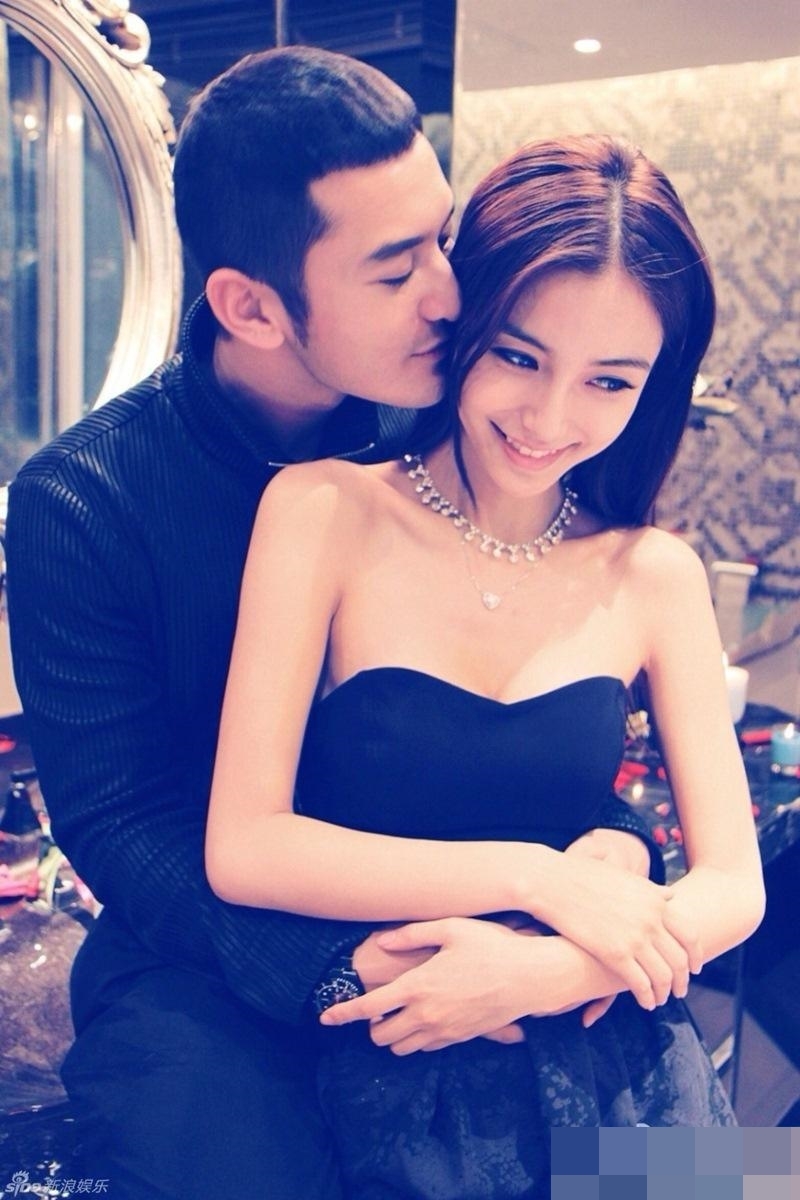 Angelababy vẫn quyết không đeo nhẫn cưới, vợ chồng Huỳnh Hiểu Minh đang cố 