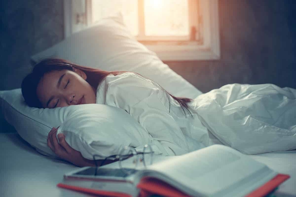 Góc Cảnh Giác: Những thói quen khi ngủ tưởng vô hại nhưng lại ảnh hưởng nghiêm trọng đến sức khỏe