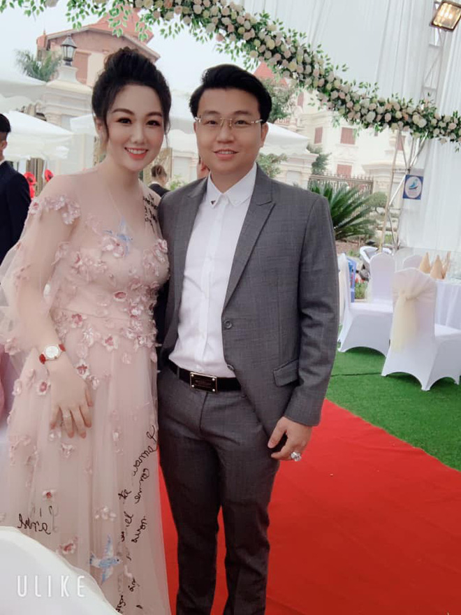 Chị gái cô dâu Nam Định cũng 