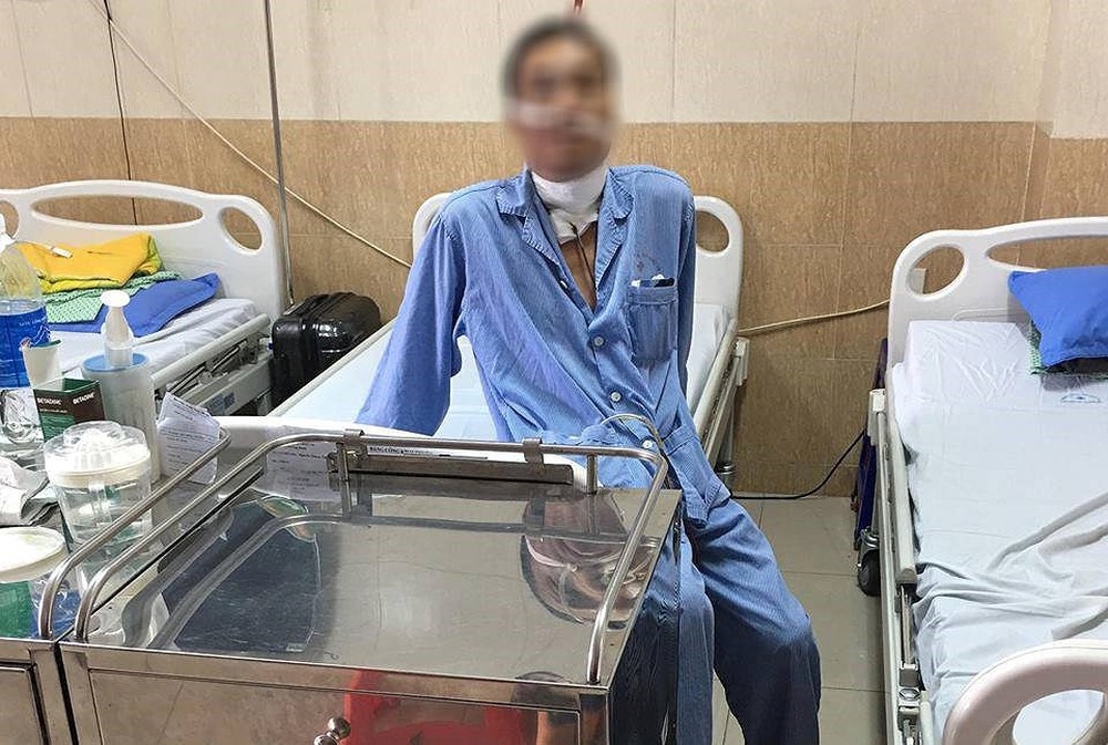 Một bệnh nhân ung thư thanh quản tại BV Tai Mũi Họng Trung Ương