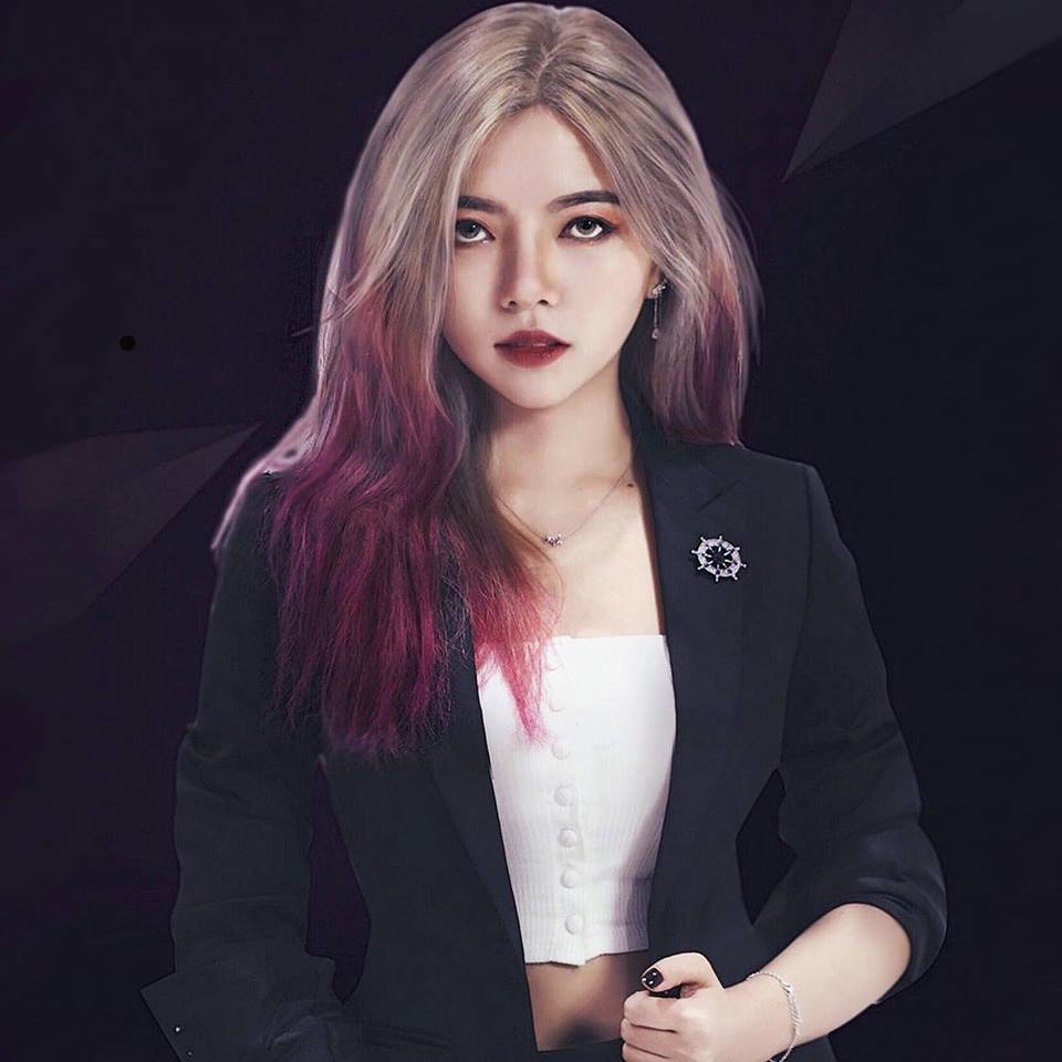 Top 6 nữ streamer quyến rũ và đông fan nhất VN hiện nay: Hạng 1 không bất ngờ