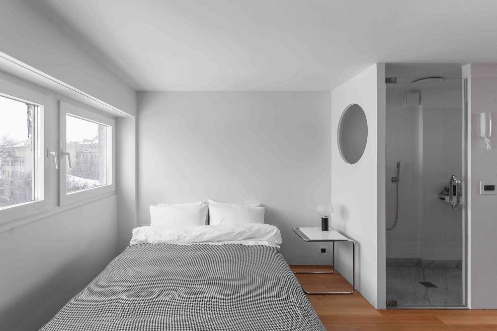 
Chỉ với vài món đồ nội thất đơn giản, phòng ngủ "ghi điểm" tuyệt đối vì độ thanh lịch