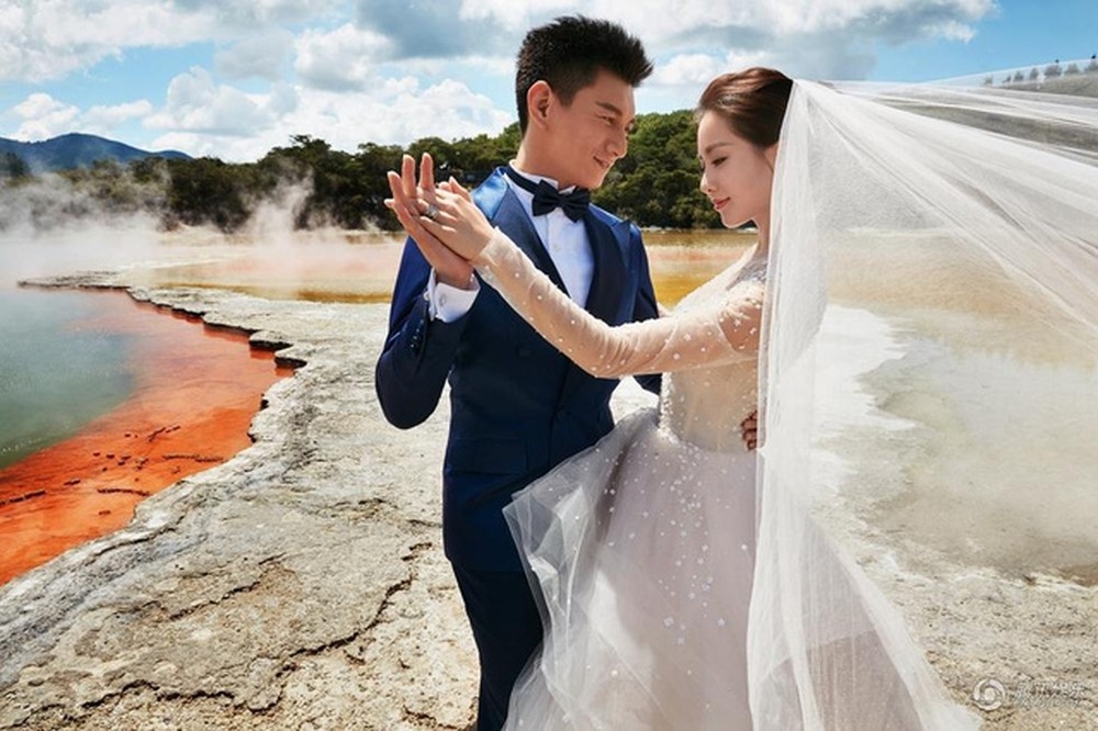  
Đám cưới đã 3 năm rồi nhưng nay Lưu Thi Thi và Ngô Kỳ Long mới sắp đón con đầu lòng vào năm Kỷ Hợi.