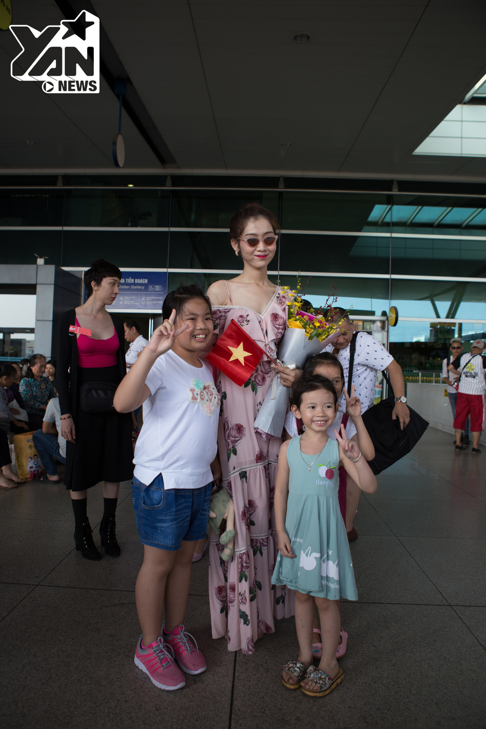 Người kế nhiệm Hương Giang chính thức lên đường dự thi Hoa hậu Chuyển giới Quốc tế 2019