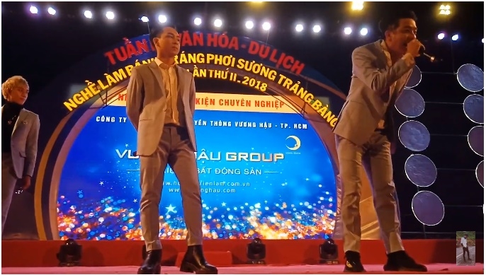 
Hồ Gia Hùng, Lý Tuấn Kiệt, Nguyễn Thế Minh đứng chung sân khấu gợi nhớ về HKT.