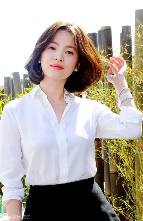
Song Hye Kyo được mệnh danh là "nữ hoàng tóc ngắn".