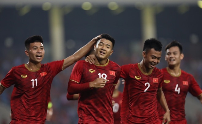 
Các cầu thủ đang có tâm lý rất hưng phấn sau trận thắng đậm 6 - 0 trước U23 Brunei 