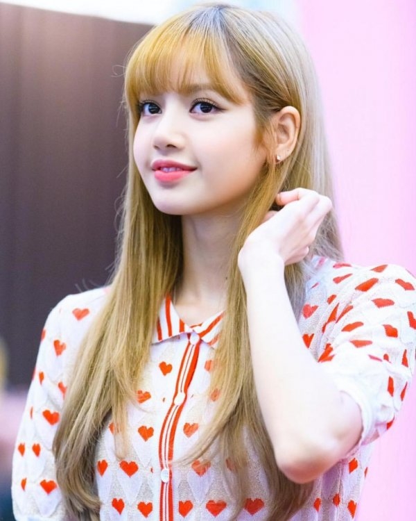 lisa-blackpink-la-ai-d02f1b12.jpg