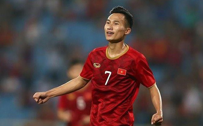 
Trong trận ra quân gặp U23 Brunei, Hưng chính là một trong những cầu thủ giúp nâng tỉ số trận đấu lên 6 - 0 