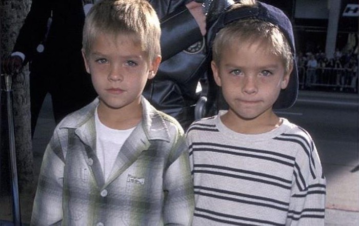Cặp song sinh đóng Zack & Cody ngày ấy bây giờ: Ký ức tuổi thơ của 9X, 10X đời đầu