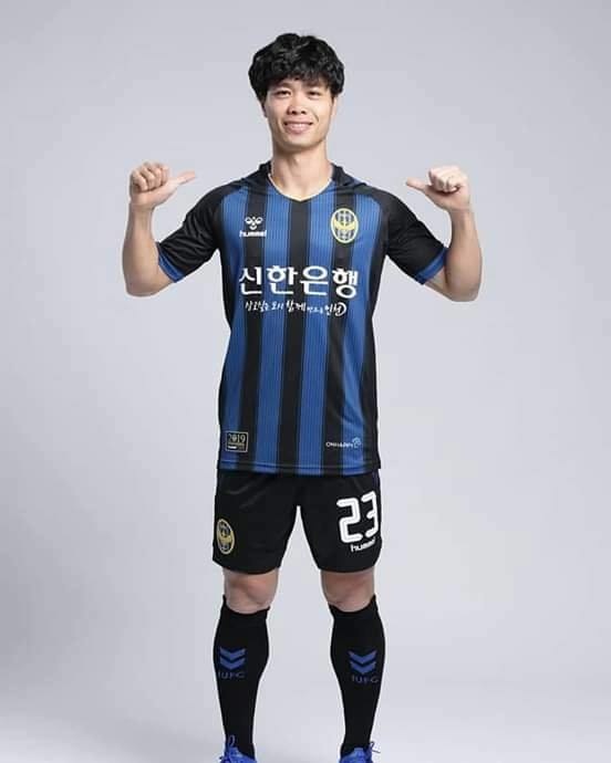  
Công Phượng mang áo số 23 khi thi đấu tại Incheon United.