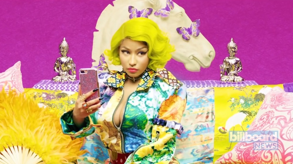  
Hình ảnh Nicki Minaj trong MV Idol của BTS