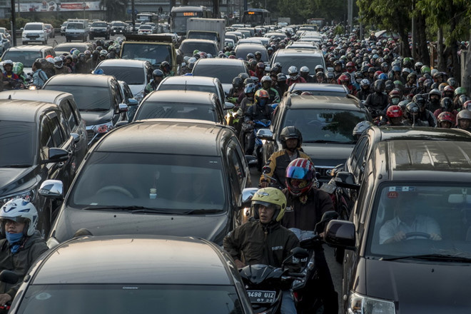  
Kẹt xe vào giờ cao điểm ở Jakarta