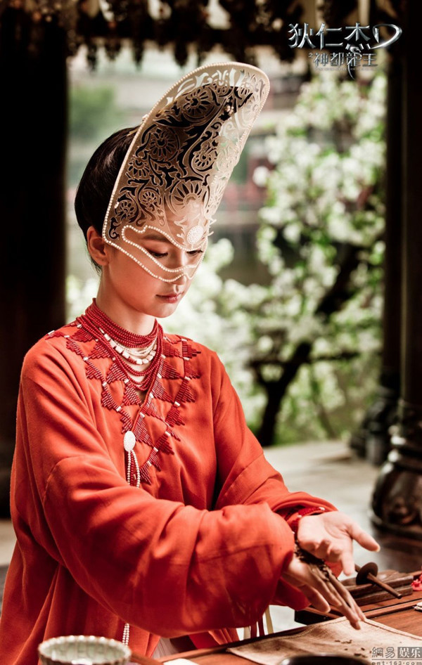 Tạo hình cổ trang xinh đẹp của mỹ nhân Hoa ngữ: Triệu Lệ Dĩnh có phần “lấn át” Lưu Diệc Phi
