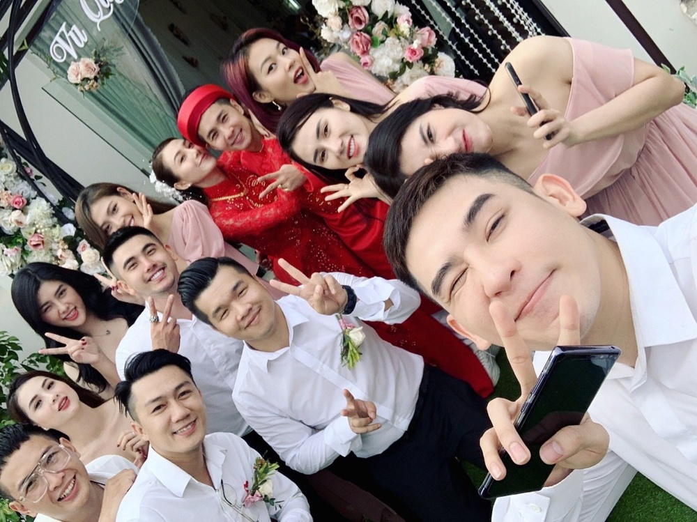 Dàn sao Việt về tận Gia Lai dự lễ rước dâu của Lê Hà và chồng soái ca đại gia - Tin sao Viet - Tin tuc sao Viet - Scandal sao Viet - Tin tuc cua Sao - Tin cua Sao
