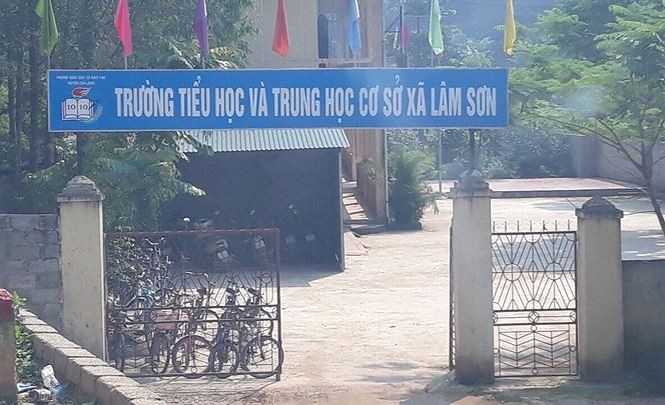  CÃ´ T. váº«n Äáº¿n trÆ°á»ng Tiá»u há»c- THCS xÃ£ LÃ¢m SÆ¡n nhÆ°ngÂ khÃ´ng ÄÆ°á»£c giáº£ng dáº¡y trong vÃ²ng 1 nÄm.