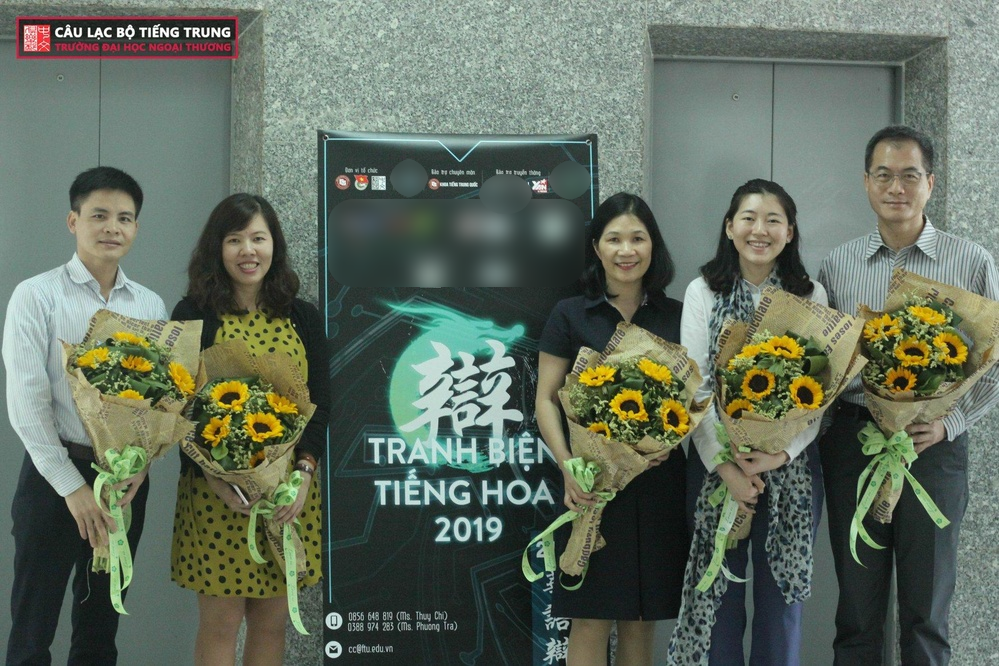  
Giám khảo vòng Sơ khảo là những thầy, cô, đại diện đến từ các trường đại học và tổ chức trên địa bàn thành phố Hà Nội.
