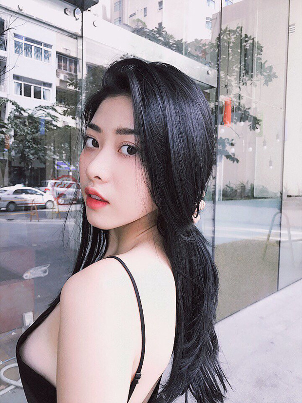  
Hot girl sexy Thái Ngọc San là ai?