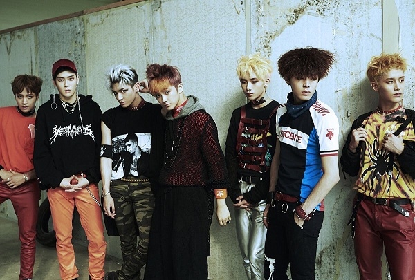 Những nhóm nhạc mặc đồ xấu nhất Kpop: RED VELVET, BTS đều bị xướng tên