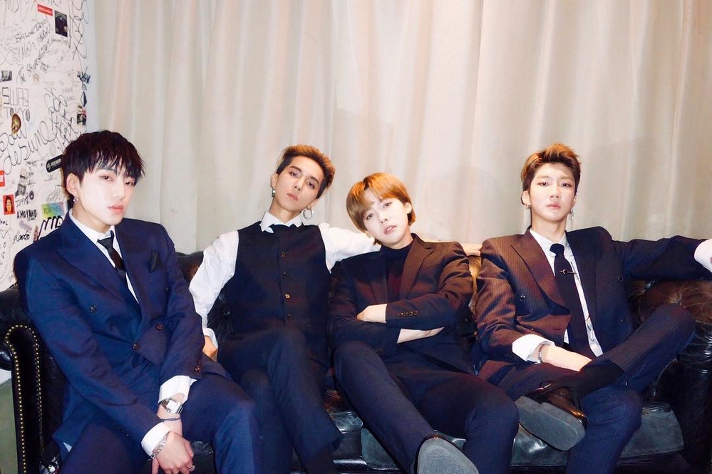  
Winner là nhóm nhạc thứ hai nhà YG bị sinh viên tẩy chay, sau loạt bê bối của Seungri. 