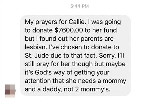  
Toàn bộ tin nhắn khiếm nhã đòi lại tiền đã quyên góp cho Callie.