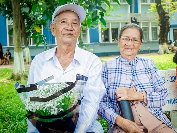  
Ông Bích và bà Thuận đã có 62 năm gắn bó tình nghĩa vợ chồng.