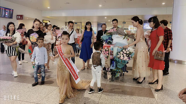  
Bảo Anh diện lại bộ váy dạ hội từng giúp bé đăng quang - Tin sao Viet - Tin tuc sao Viet - Scandal sao Viet - Tin tuc cua Sao - Tin cua Sao