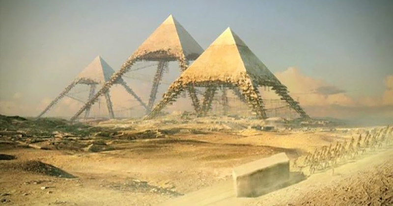 
Kim tự tháp Ai Cập hoàn toàn không được xây bởi nô lệ mà bởi người lao động được trả công.